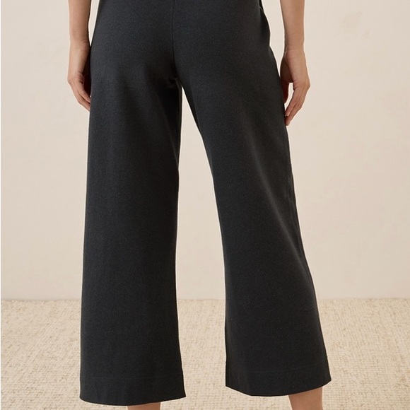 COPY - Pact women’s Lounge/Airplane Set (3pcs) - Picture 2 of 7